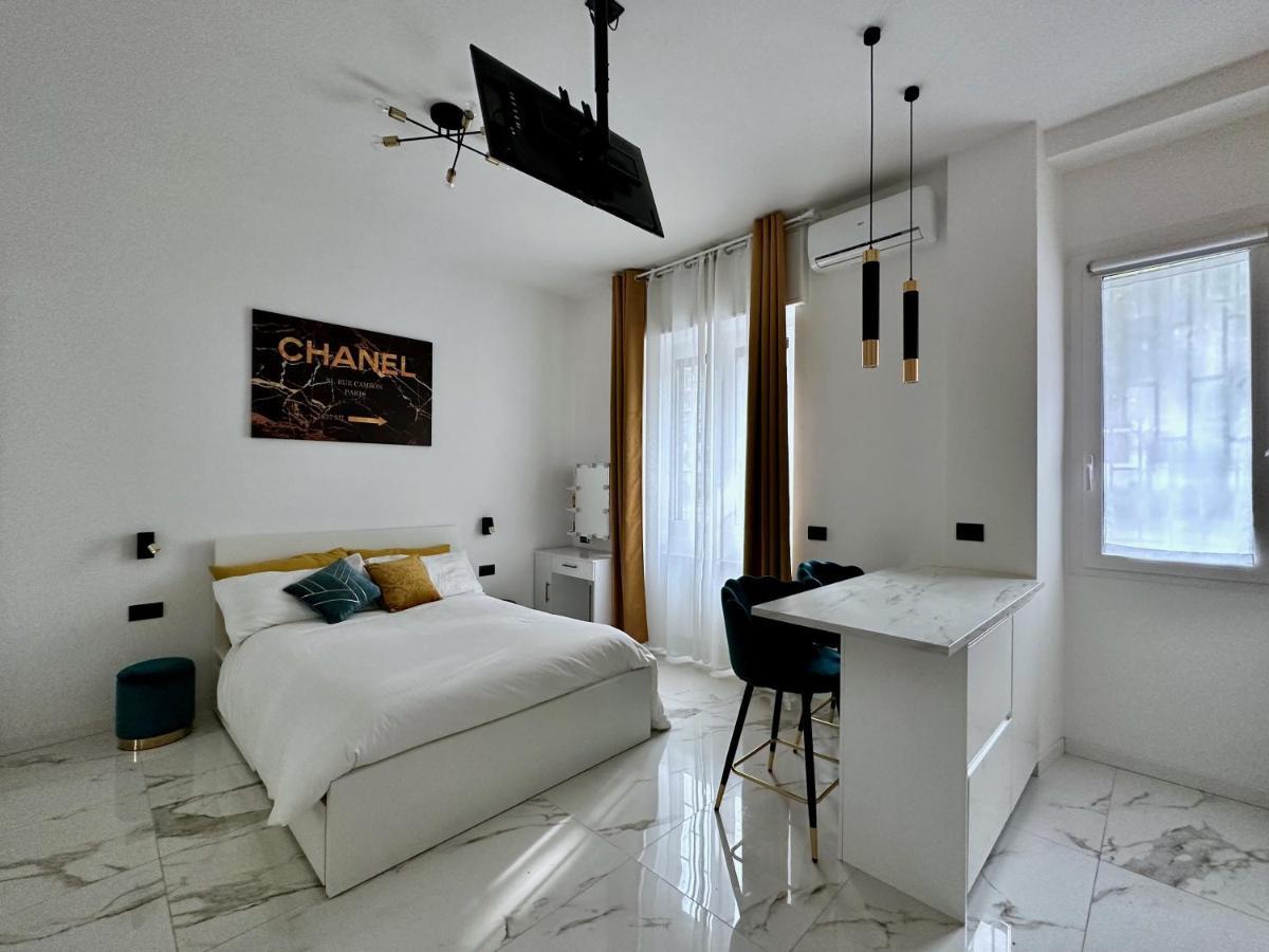 Maison Chanel ميلان المظهر الخارجي الصورة